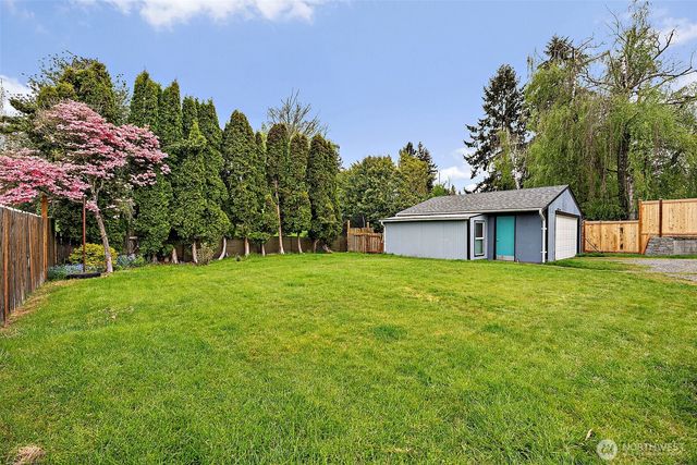 3311 Heather Place W, University Place, WA 98466