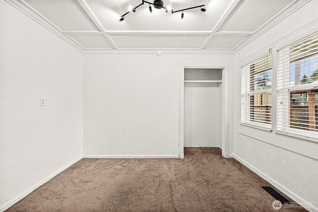 3311 Heather Place W, University Place, WA 98466