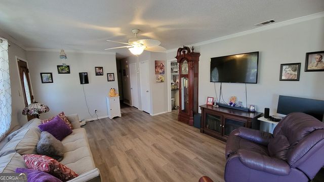 128 Wassaw Road, Savannah, GA 31410