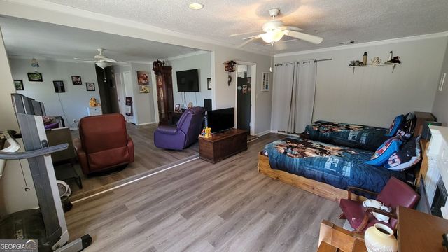 128 Wassaw Road, Savannah, GA 31410