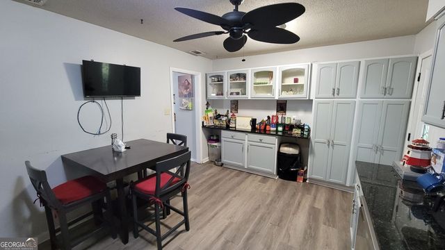 128 Wassaw Road, Savannah, GA 31410