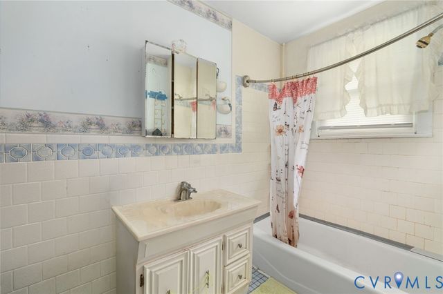 5927 Swanson Rd, Richmond, VA 23225