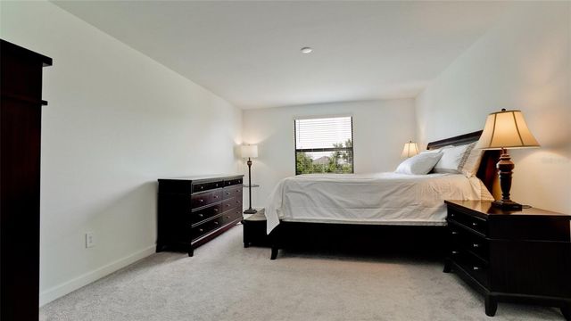 5312 SEAL ISLE COURT, Bradenton, FL 34211