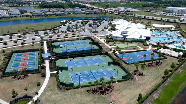5312 SEAL ISLE COURT, Bradenton, FL 34211