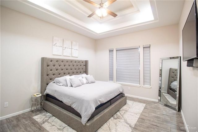 1017 W Eisenhower Avenue, Alton, TX 78573