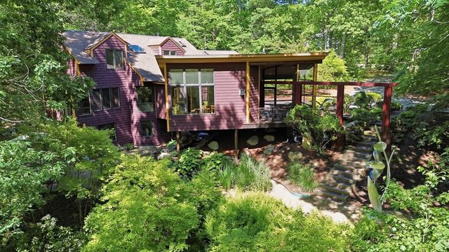 84 Slough Road, Harvard, MA 01451