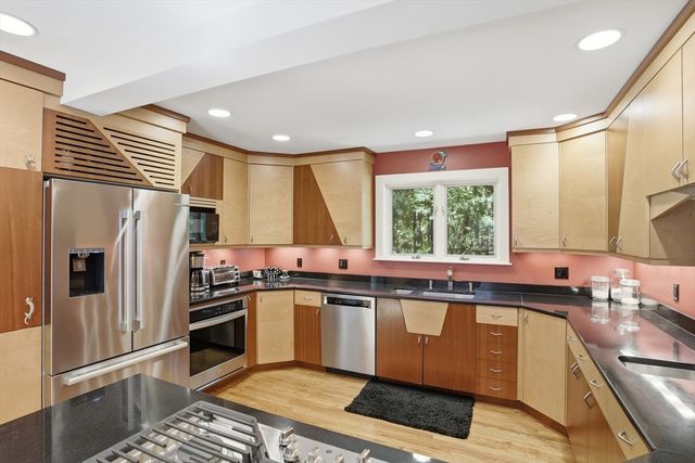 84 Slough Road, Harvard, MA 01451