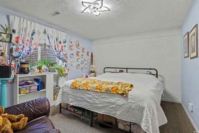 20982 Arcadia Drive, Bristol, IN 46507