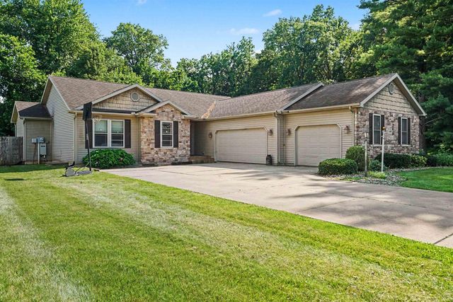 20982 Arcadia Drive, Bristol, IN 46507