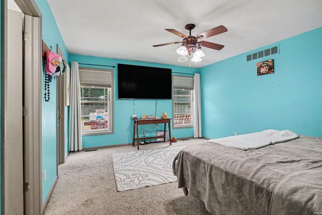 20982 Arcadia Drive, Bristol, IN 46507