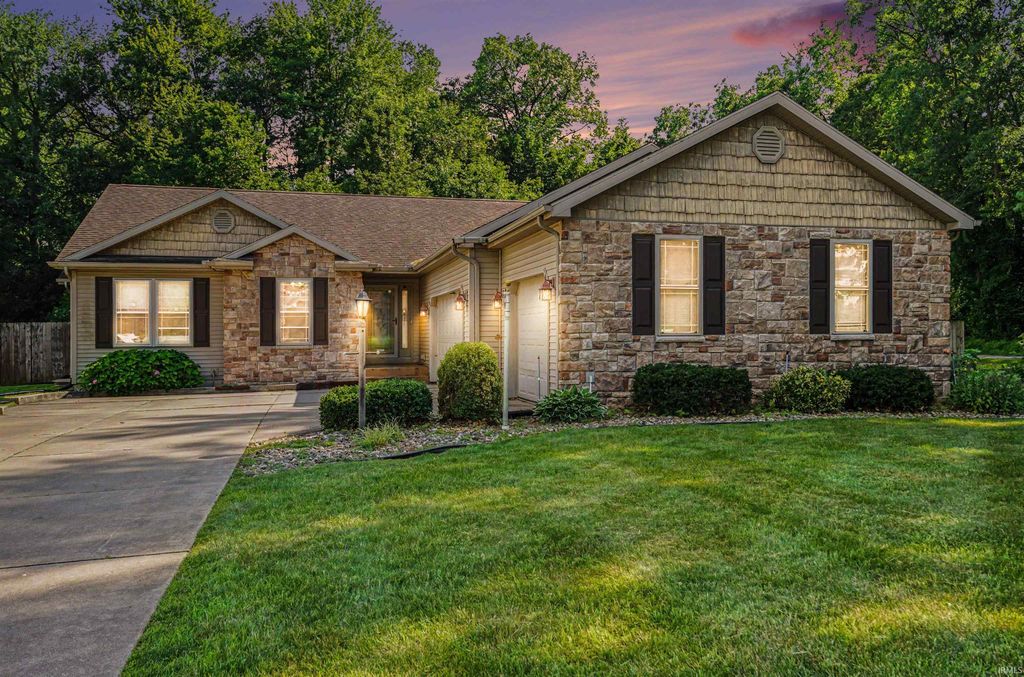 20982 Arcadia Drive, Bristol, IN 46507
