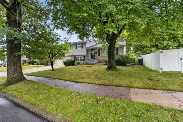 1959 Easthill Drive, Bethlehem City, PA 18017