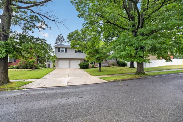 1959 Easthill Drive, Bethlehem City, PA 18017