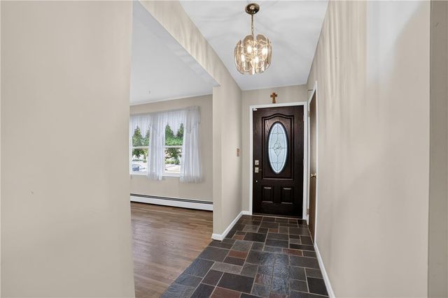 1959 Easthill Drive, Bethlehem City, PA 18017