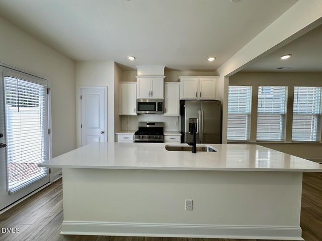 951 Kensley Grove Lane, Fuquay Varina, NC 27526
