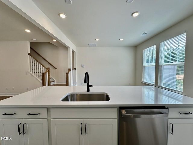 951 Kensley Grove Lane, Fuquay Varina, NC 27526