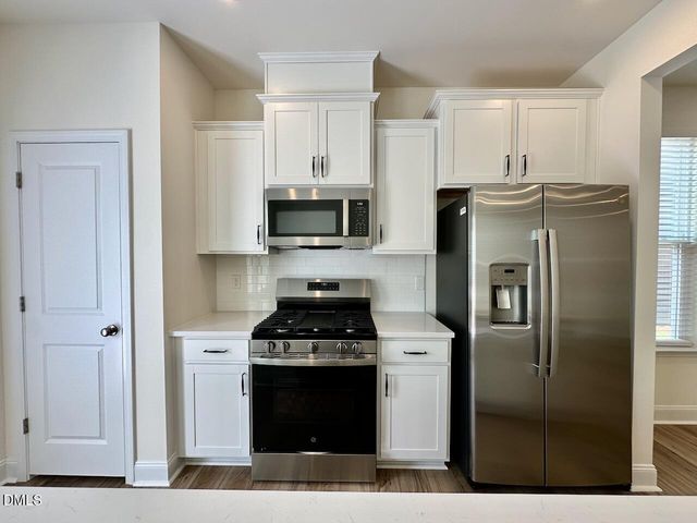 951 Kensley Grove Lane, Fuquay Varina, NC 27526