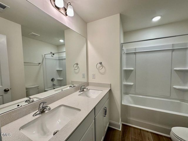 951 Kensley Grove Lane, Fuquay Varina, NC 27526