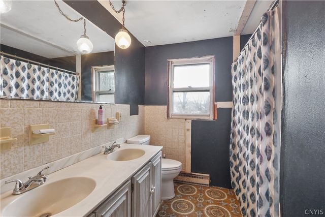 9446 Bear Springs Road, Cicero, NY 13029