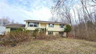 9446 Bear Springs Road, Cicero, NY 13029