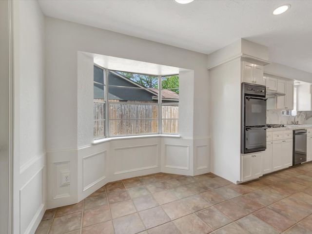10340 Rocky Hollow Road, La Porte, TX 77571