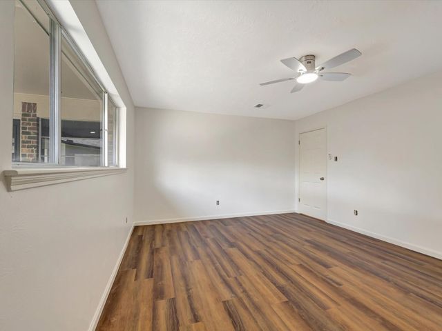 10340 Rocky Hollow Road, La Porte, TX 77571