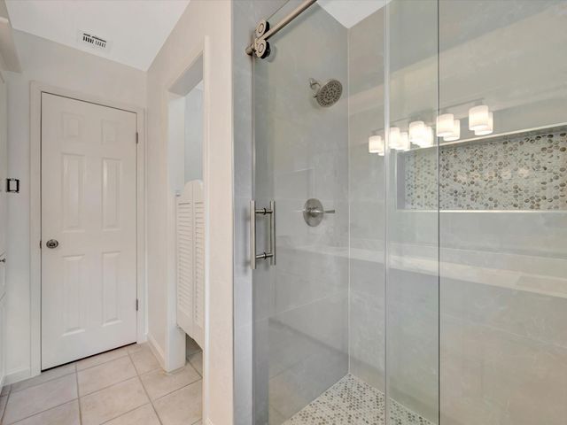 10340 Rocky Hollow Road, La Porte, TX 77571
