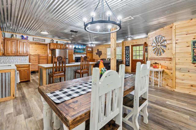 7478 County Road 1020, Wolfe City, TX 75496