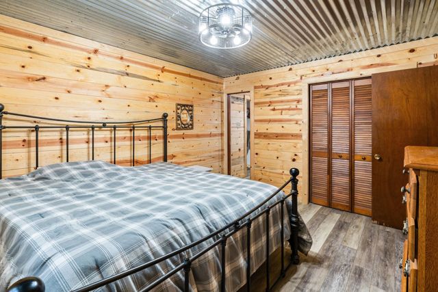 7478 County Road 1020, Wolfe City, TX 75496