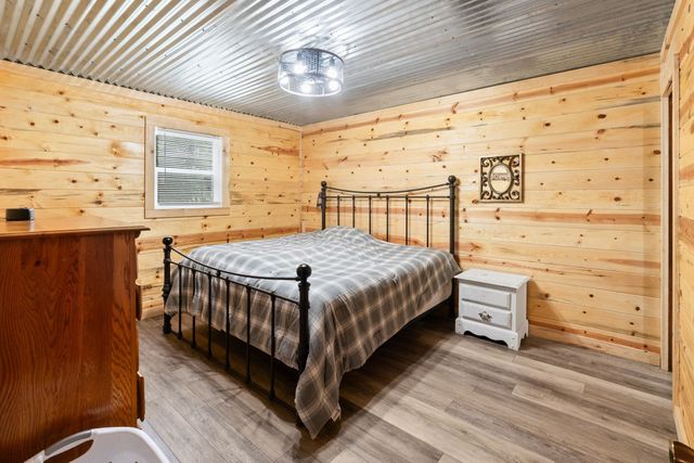 7478 County Road 1020, Wolfe City, TX 75496