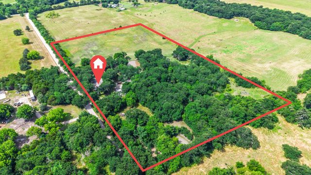 7478 County Road 1020, Wolfe City, TX 75496