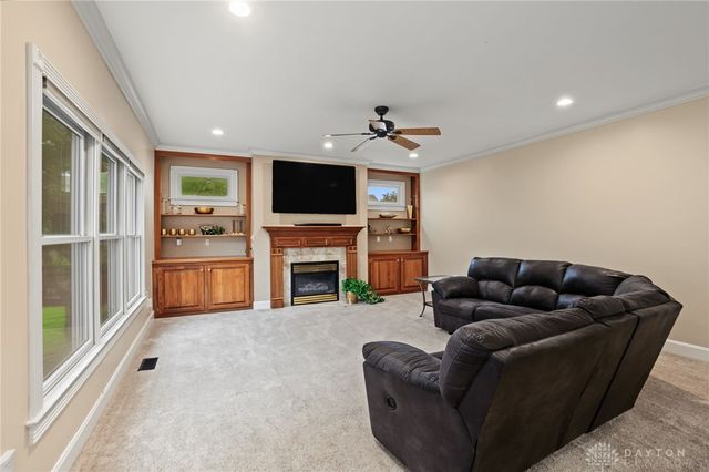 1939 Fountain View Drive, Dayton, OH 45414