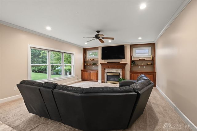 1939 Fountain View Drive, Dayton, OH 45414