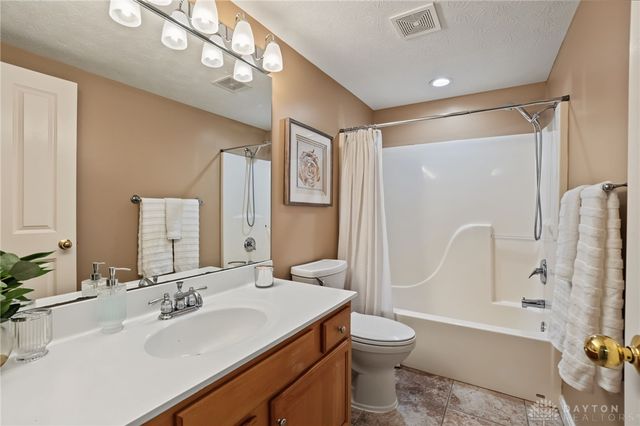 1939 Fountain View Drive, Dayton, OH 45414