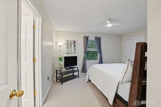 1939 Fountain View Drive, Dayton, OH 45414