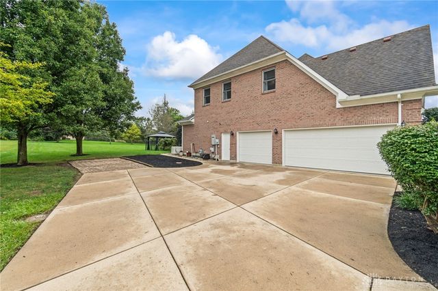 1939 Fountain View Drive, Dayton, OH 45414