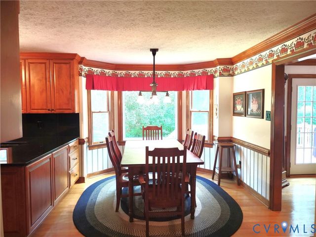 715 Reese Dr, Sandston, VA 23150