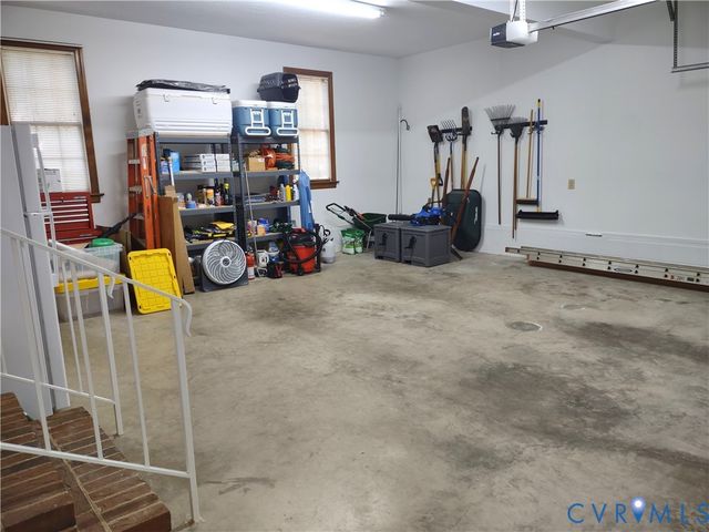 715 Reese Dr, Sandston, VA 23150