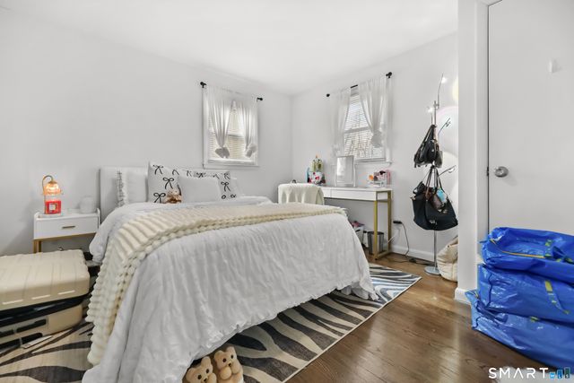 95 Alexander Avenue, Bridgeport, CT 06606