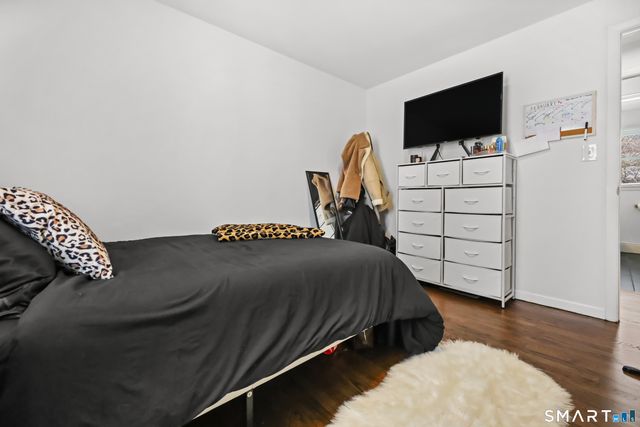 95 Alexander Avenue, Bridgeport, CT 06606