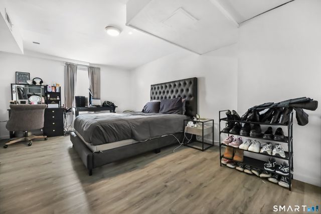 95 Alexander Avenue, Bridgeport, CT 06606