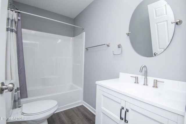 3425 Gap Rd, Knoxville, TN 37921