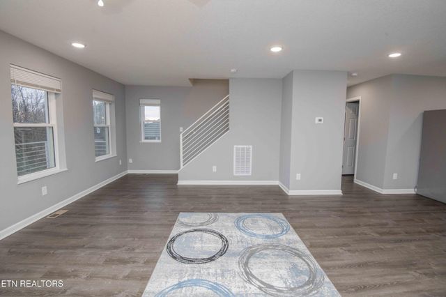 3425 Gap Rd, Knoxville, TN 37921