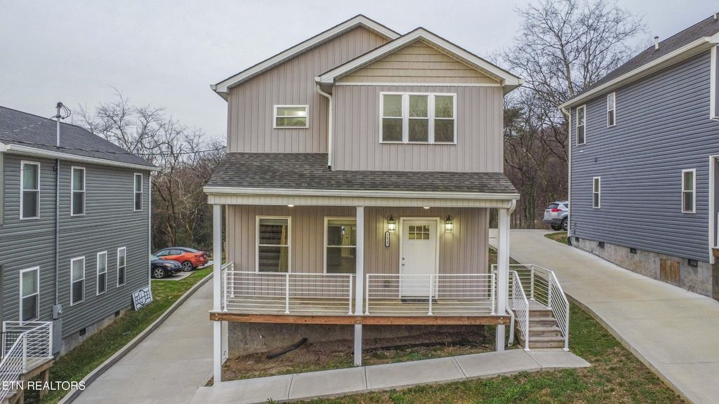 3425 Gap Rd, Knoxville, TN 37921