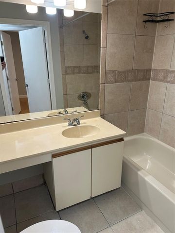 1706 Congressional Way 1706, Deerfield Beach, FL 33442