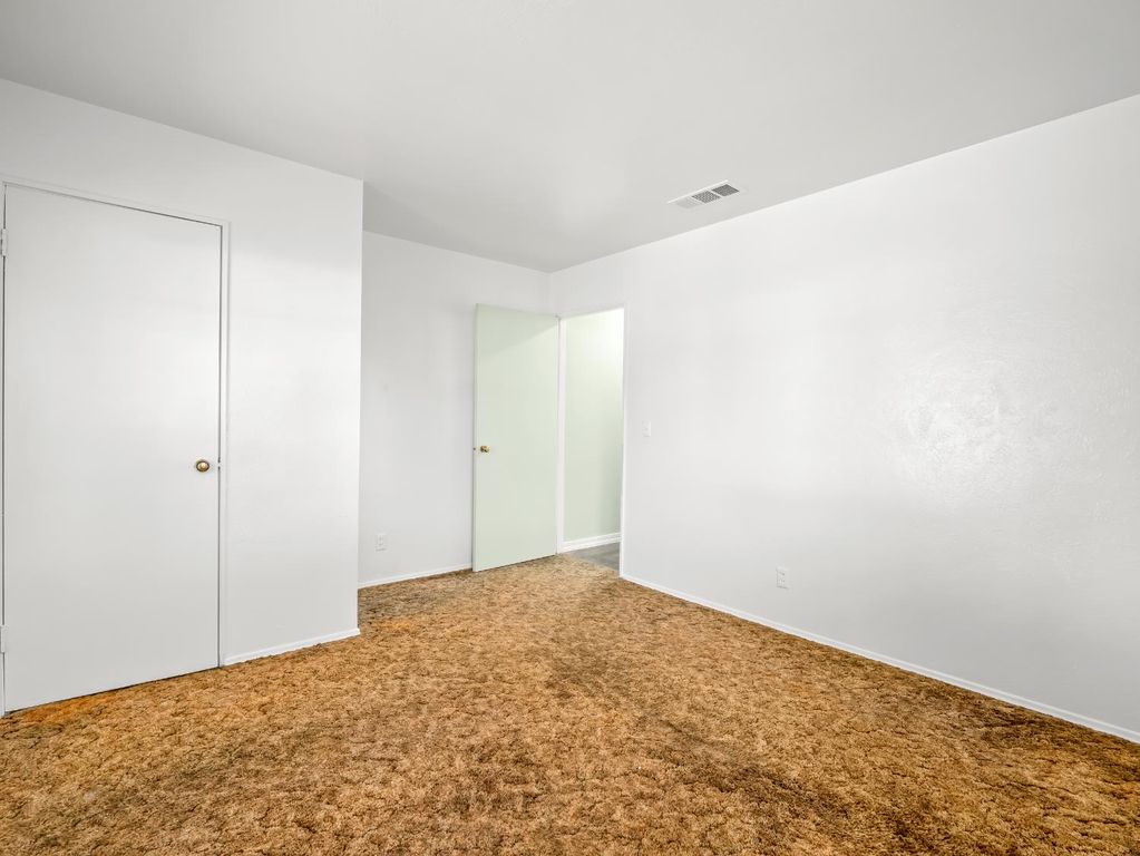 Image 13 of property listing at 1824 Vasquez Drive, Firebaugh, CA 93622