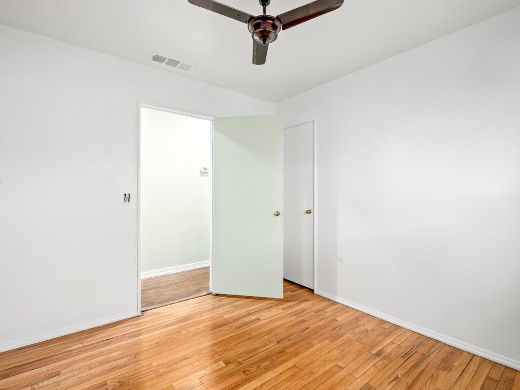 Image 15 of property listing at 1824 Vasquez Drive, Firebaugh, CA 93622