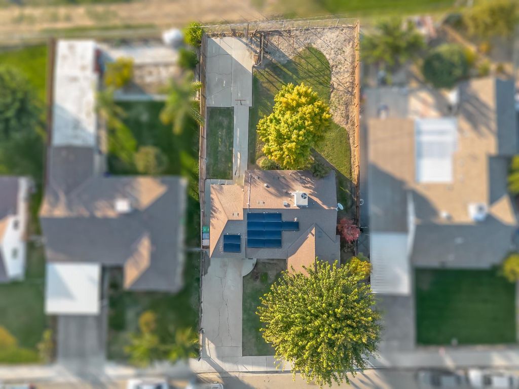 Image 24 of property listing at 1824 Vasquez Drive, Firebaugh, CA 93622