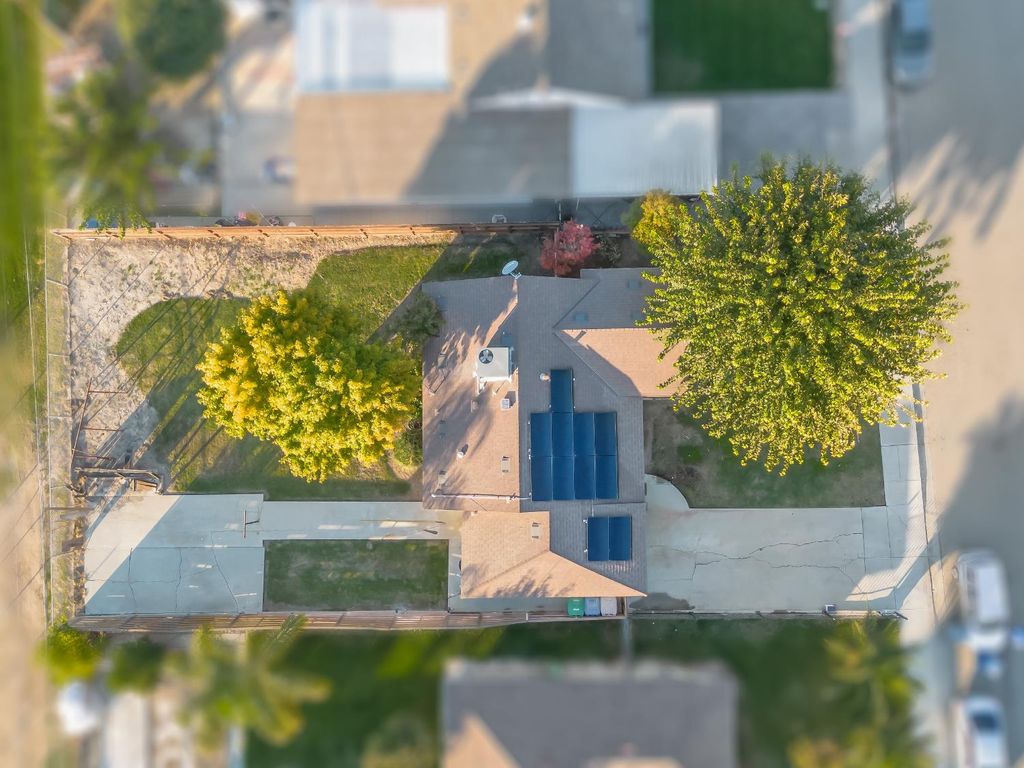 Image 25 of property listing at 1824 Vasquez Drive, Firebaugh, CA 93622