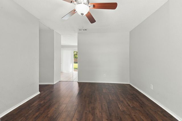 1458 Shorehaven Drive, Garland, TX 75040